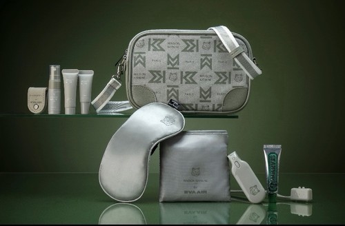 Eva air maison kitsuné - x,